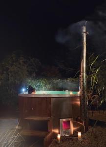 Φωτογραφία από το άλμπουμ του Romantic Cottage - Private Hot Tub - Sauna - Beach access σε Wapnica +18 φωτογραφίες