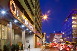 Bangunan di mana terletaknya hotel