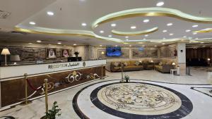 Khu vực sảnh/lễ tân tại فندق لؤلؤة العنود مكة توصيل مجاني للحرم - Loulouat Al Anood Hotel Makkah Free Shuttle Service