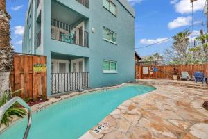 Πισίνα στο ή κοντά στο Gulf Coast Beach Front Condo