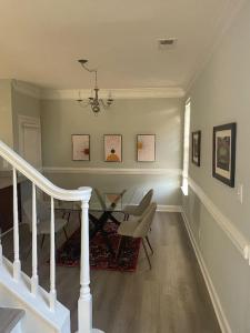 Fotografie z fotogalerie ubytování Cozy Corner Townhome v destinaci Cornelius