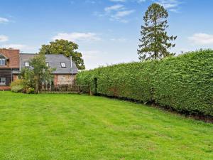 Κήπος έξω από το 3 Bed in Fordingbridge 66130