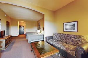 TV a/nebo společenská místnost v ubytování Chula Vista Resort Condo 2520 & 2522 Full Property