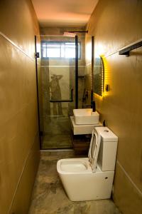 Koupelna v ubytování Lekki Central Apartments With Pool