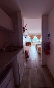 Η κουζίνα ή μικρή κουζίνα στο Mountain Center