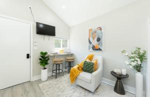 Μια τηλεόραση ή/και κέντρο ψυχαγωγίας στο Casita at Encanto del Sur