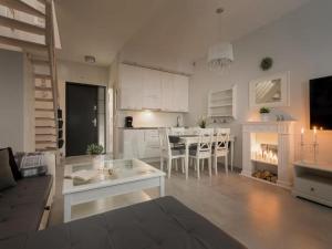 Fotografie z fotogalerie ubytování Comfortable holiday home with garden, summer pool v destinaci Pobierowo + 19 fotografií