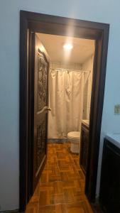 Koupelna v ubytování Ciudad Vieja stays + 5 fotografií