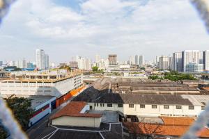 a view of a city with tall buildings at Apê no Belenzinho – Metrô Bresser / Pq. Belém in Sao Paulo