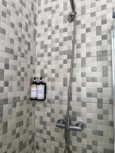 Bilik mandi di Bouzasol +55 gambar