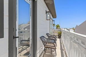 Afbeelding uit fotogalerij van Waterfront Luxury Mins To Beach & Spacex Views in South Padre Island