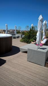 Balkón nebo terasa v ubytování Hôtel & Appartements Monsigny