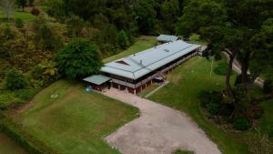 Zahrada ubytování Oasis of Hope - Guest House by the creek - 2 bedroom - 1 bathroom - veranda