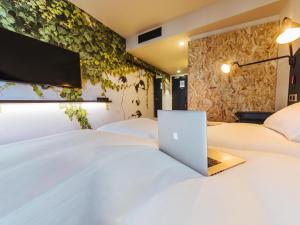 Μια τηλεόραση ή/και κέντρο ψυχαγωγίας στο Ibis Styles Rouen Centre Rive Gauche