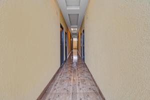 蒂魯吉拉帕利的住宿－Hotel O Grand Karaikudi，相簿中的一張相片