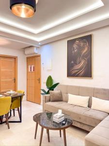 Χώρος καθιστικού στο Central Apartment in Gueliz Steps from Carré Eden