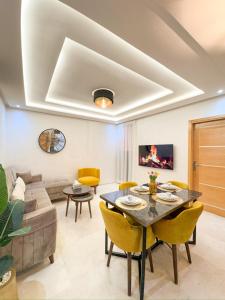 Χώρος καθιστικού στο Central Apartment in Gueliz Steps from Carré Eden +37 φωτογραφίες