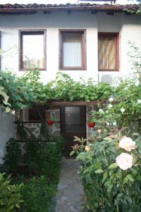 Fotografie z fotogalerie ubytování Todorova House v destinaci Zlatograd