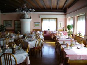 Restaurace v ubytování Al Cavallino Rosso