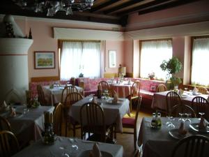 Restaurace v ubytování Al Cavallino Rosso