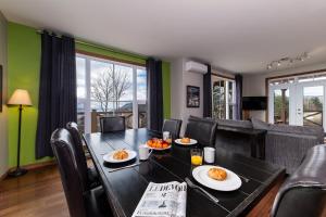 Φαγητό σε αυτή η παραθεριστική κατοικία ή κάπου εκεί κοντά