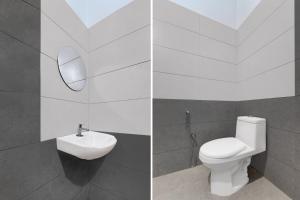 Dos imágenes de un baño con inodoro y lavabo. en Super Townhouse Thondayad Calicut Formerly Dream Casa, en Kakkayam