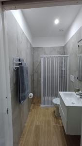 Koupelna v ubytování Orfeo Guest House + 35 fotografií