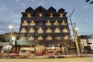 Bangunan di mana terletaknya hotel