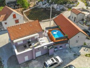 Φωτογραφία από το άλμπουμ του Nature Beauty with pool and whirlpool σε Zagvozd +34 φωτογραφίες