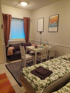 Khu vực ghế ngồi tại Levistar studio with sauna