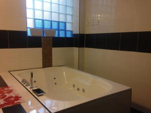 Koupelna v ubytování Hotel Arcoiris Girardot
