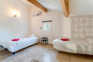 Postel nebo postele na pokoji v ubytování Canto Cigalo Duplex 13