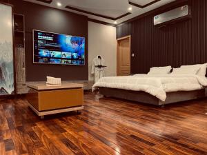 Postel nebo postele na pokoji v ubytování Horizon inn hotel