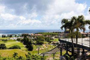 Miyakojima宮古島の美しい海と自然を一望できる絶景リゾートヴィラ的度假村的海景