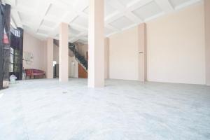 Μια τηλεόραση ή/και κέντρο ψυχαγωγίας στο Amalia Homestay Jogja