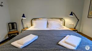 เตียงในห้องที่ Right Place