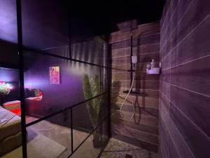 Et badeværelse på Velvet room balneo