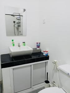 Φωτογραφία από το άλμπουμ του Yala Quest Safaris-Tours-HomeStay σε Tissamaharama