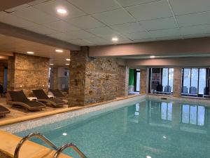 Πισίνα στο ή κοντά στο Hotel Panorama Velingrad