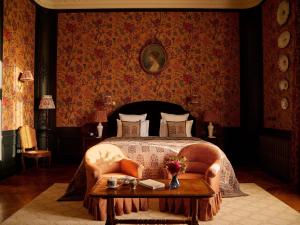 Postel nebo postele na pokoji v ubytování Abbaye Des Vaux De Cernay