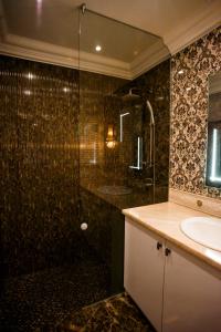 Kúpeľňa v ubytovaní Art Apartments Celakovskeho Sady