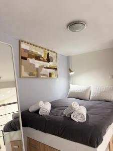 Ένα ή περισσότερα κρεβάτια σε δωμάτιο στο Arfaras Home Θ1 +9 φωτογραφίες