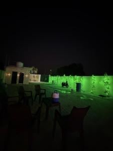 Πισίνα στο ή κοντά στο Swastik farms