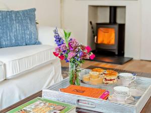 Afbeelding uit fotogalerij van 1 Bed in Rode 91715 in Woolverton