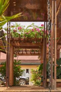 En have udenfor Villa Charlestine