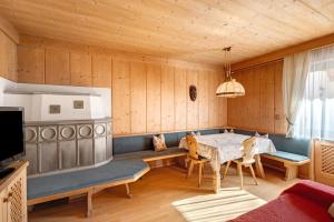 Ruang duduk di Hatzlhof Appartements