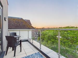 Μπαλκόνι ή βεράντα στο Relaxing Cooden Escape Stylish 3 Bed Flat