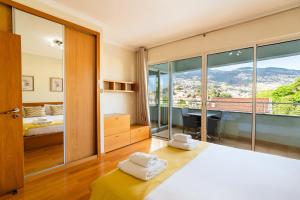 Nespecifikovaný výhled na hory nebo výhled na hory při pohledu z apartmánu