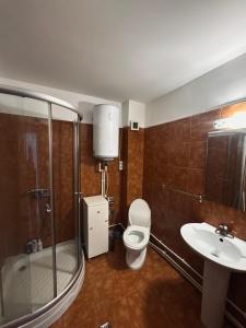 Et badeværelse på Apartament 10