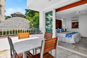 Balkón nebo terasa v ubytování Grand Miramar A501